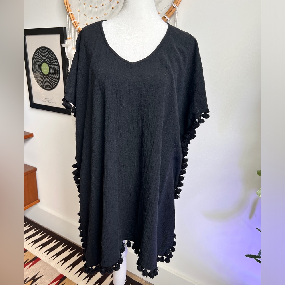 Pomander Place NEW Black Katie Tasseled Caftan Swim Beach Cover Up Size XS/S.